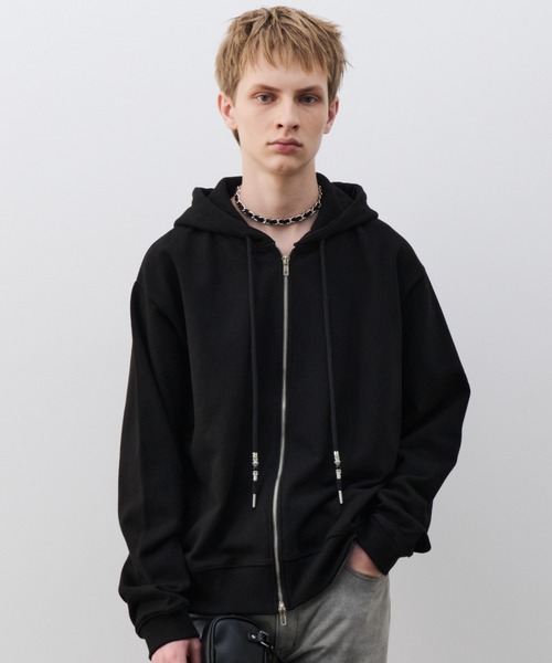 AIVER（アイバー）の「AIVER　ヘビー裏毛ビーズコードパーカー（パーカー・メンズ・ブラック/チャコールグレー・LARGE/MEDIUM/SMALL）」の2枚目の写真