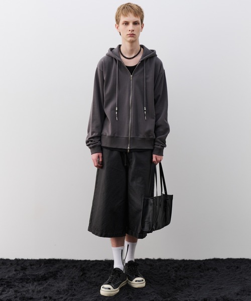 AIVER（アイバー）の「AIVER　ヘビー裏毛ビーズコードパーカー（パーカー・メンズ・ブラック/チャコールグレー・LARGE/MEDIUM/SMALL）」の4枚目の写真