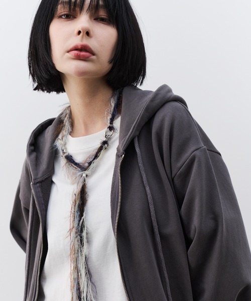 AIVER（アイバー）の「AIVER　ヘビー裏毛ビーズコードパーカー（パーカー・メンズ・ブラック/チャコールグレー・LARGE/MEDIUM/SMALL）」の8枚目の写真