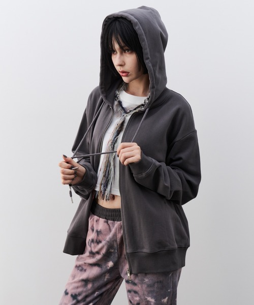 AIVER（アイバー）の「AIVER　ヘビー裏毛ビーズコードパーカー（パーカー・メンズ・ブラック/チャコールグレー・LARGE/MEDIUM/SMALL）」の9枚目の写真