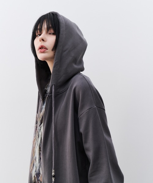 AIVER（アイバー）の「AIVER　ヘビー裏毛ビーズコードパーカー（パーカー・メンズ・ブラック/チャコールグレー・LARGE/MEDIUM/SMALL）」の11枚目の写真