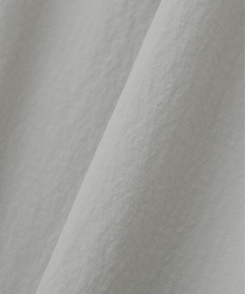 MARGARET HOWELL(マーガレットハウエル)の「RECYCLED NYLON LIGHTWEIGHT RIP STOP TROUSERS(その他パンツ・レディース・グレー系その他/ネイビー系1・1/2)」の13枚目の写真