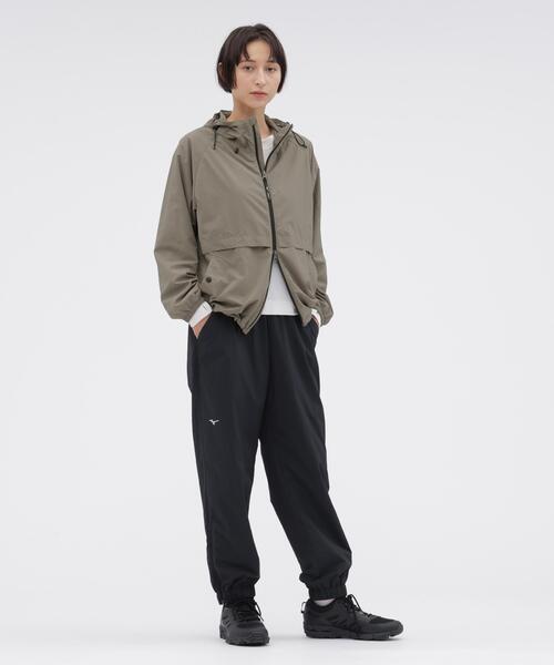 MARGARET HOWELL(マーガレットハウエル)の「RECYCLED NYLON LIGHTWEIGHT RIP STOP TROUSERS(その他パンツ・レディース・グレー系その他/ネイビー系1・1/2)」の15枚目の写真