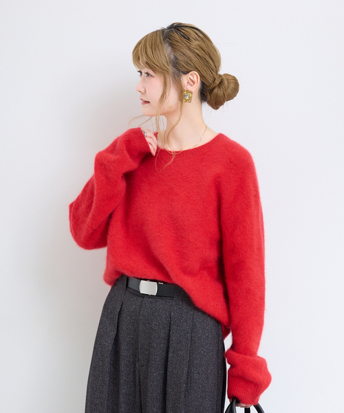 B.C STOCK(ベーセーストック)の「【WEB+一部店舗限定】fox woolクルーネックプルオーバー(ニット/セーター・レディース・レッド/グリーン/ピンク/ラベンダー/イエロー/ホワイト/チャコールグレー/ネイビー・FREE)」の14枚目の写真