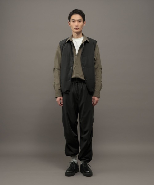 LAKOLE(ラコレ)の「TECHスムースタッチベスト / 1060183(ベスト・メンズ・グレー/ブラック・X-LARGE/LARGE/MEDIUM)」の3枚目の写真