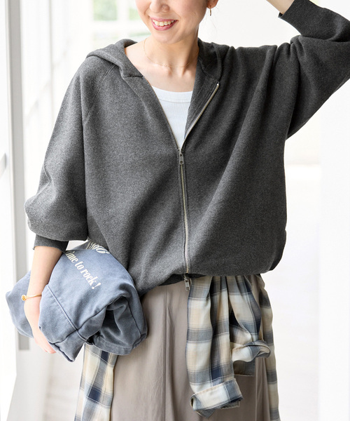 Spick & Span（スピックアンドスパン）の「コットン混 ニットフーディー（パーカー・レディース・ブラック/グレー/ベージュ系その他・FREE）」の13枚目の写真