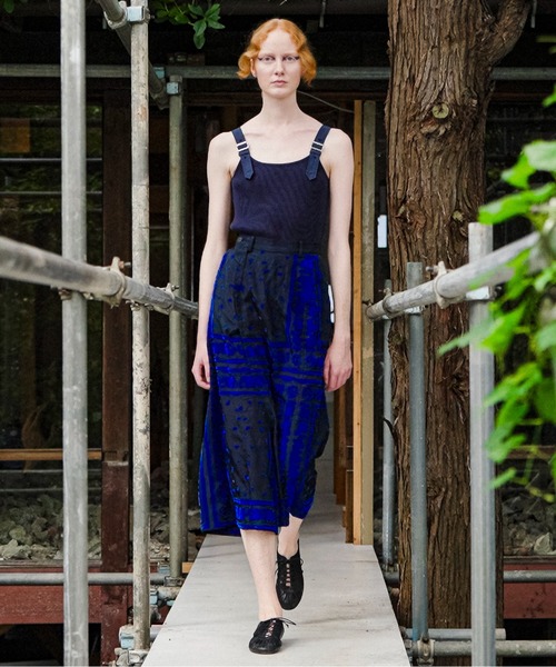 mintdesigns(ミントデザインズ)の「Dot Doll Bandana Skirt Shorts(その他パンツ・レディース・ネイビー/ベージュ・ONESIZE)」の4枚目の写真