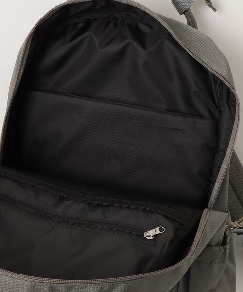 anello GRANDE（アネログランデ）の「"02"≪anello GRANDE≫DC2 10ポケット/17L ウェビングテープ リュック（バックパック/リュック・レディース・ライトグレー/ブラック/ネイビー・ONE SIZE）」の8枚目の写真