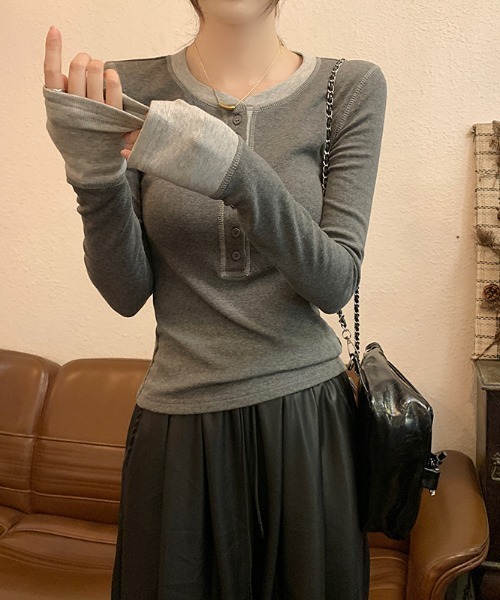 Aelina(エリナ)の「配色長袖Tシャツ(Tシャツ/カットソー・レディース・ブラック/グレー・L/M)」の16枚目の写真