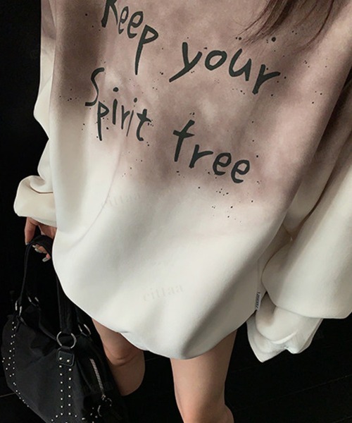 Dalfwin(ダールフィン)の「Sprit手書き風ロゴグラデーションカラースウェット(スウェット・レディース・ホワイト/グレー・FREE)」の17枚目の写真