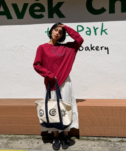 AMOU(アモウ)の「Molly Shell Long Sleeve RED(Tシャツ/カットソー・レディース・その他・1/2)」の8枚目の写真
