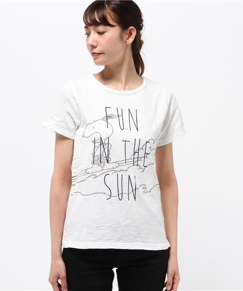 INNOCENT BLUE(イノセントブルー)の「SNOOPY限定デザインサーフプリントTシャツ (Tシャツ/カットソー・レディース・ホワイト/ネイビー・MEDIUM/LARGE)」の3枚目の写真