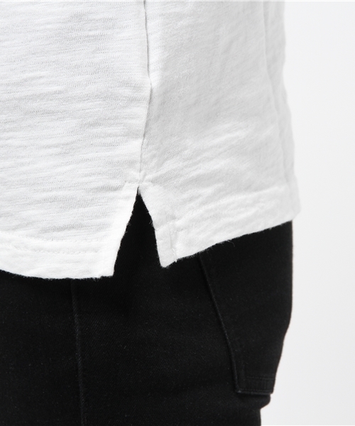 INNOCENT BLUE(イノセントブルー)の「SNOOPY限定デザインサーフプリントTシャツ (Tシャツ/カットソー・レディース・ホワイト/ネイビー・MEDIUM/LARGE)」の8枚目の写真