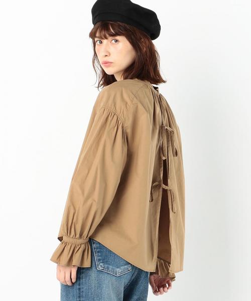 Another Edition(アナザーエディション)の「2WAYリボンブラウス/AEBFC 2WAY RIBBON BLUS(シャツ/ブラウス・レディース・ベージュ/ワインレッド・FREE)」の2枚目の写真