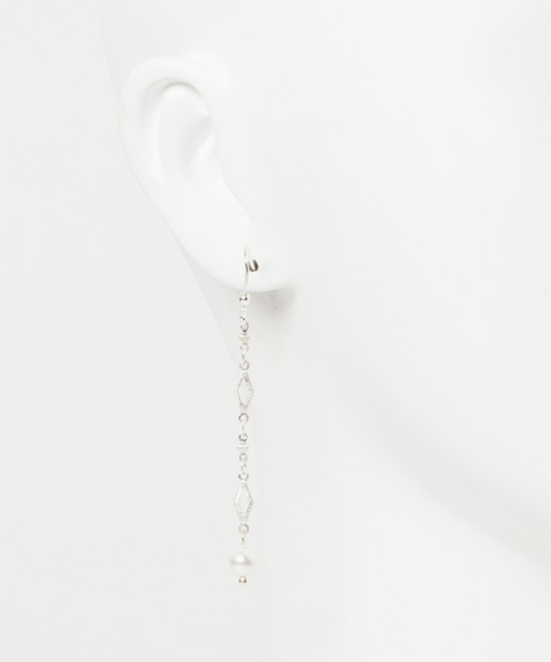 NANO universe（ナノユニバース）の「ダイヤチェーンピアス（ピアス（両耳用）・レディース・シルバー/ゴールド・FREE）」の5枚目の写真