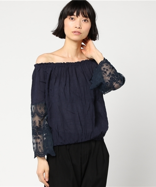 fifth（フィフス）の「2wayオフショルシアー刺繍トップス
