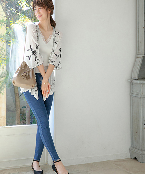 Color（カラー）の「レースニットキャミソール（キャミソール・レディース・ベージュ/ホワイト/ベビーピンク/ブラック・MEDIUM）」の16枚目の写真