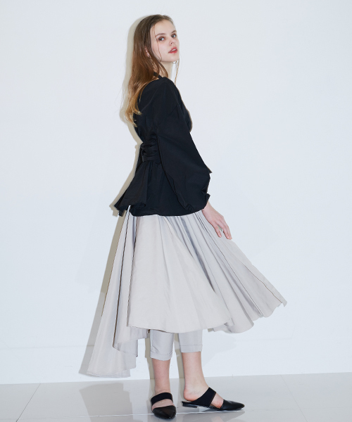 STUDIOUS×AMERI TRUMPET SLEEVE TOP Ameri（アメリ）の「【STUDIOUS×AMERI（アメリ）】TRUMPET SLEEVE TOP