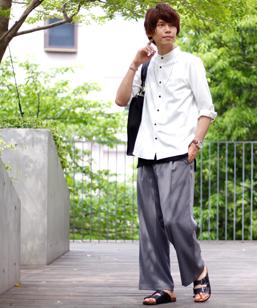 MONO-MART(モノマート)の「コンフォートサンダル withベルトストラップ(サンダル・メンズ・ブラウン/ブラック/ホワイト/ブルー/キャメル/レッド/ベージュ/ネイビー・M/L/XL)」の16枚目の写真