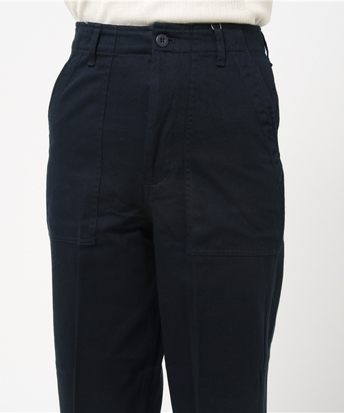 LBC(エルビーシー)の「ベーカーパンツ (その他パンツ・レディース・ダークグリーン/ベージュ/ネイビー・LARGE/MEDIUM)」の11枚目の写真