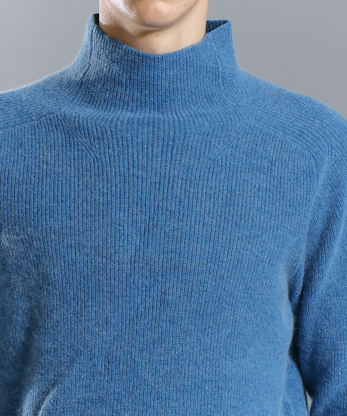 ABAHOUSE（アバハウス）の「ウールラクーンリブ編みタートルネック（ニット/セーター・メンズ・カーキ/チャコールグレー/ブルー/ベージュ・46/44/48）」の8枚目の写真