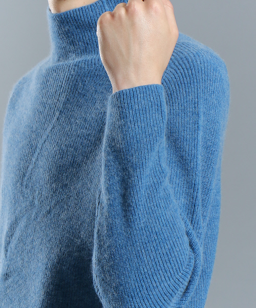 ABAHOUSE（アバハウス）の「ウールラクーンリブ編みタートルネック（ニット/セーター・メンズ・カーキ/チャコールグレー/ブルー/ベージュ・46/44/48）」の10枚目の写真