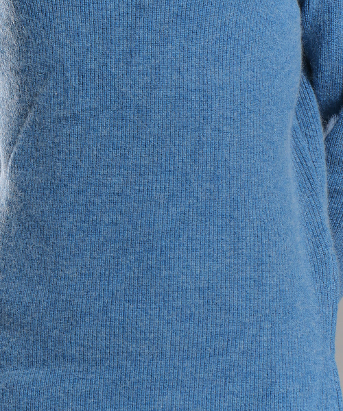 ABAHOUSE（アバハウス）の「ウールラクーンリブ編みタートルネック（ニット/セーター・メンズ・カーキ/チャコールグレー/ブルー/ベージュ・46/44/48）」の12枚目の写真