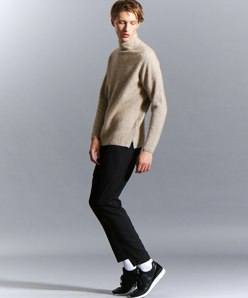 ABAHOUSE（アバハウス）の「ウールラクーンリブ編みタートルネック（ニット/セーター・メンズ・カーキ/チャコールグレー/ブルー/ベージュ・46/44/48）」の16枚目の写真