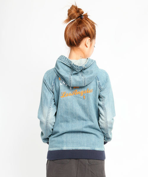 X-girl（エックスガール）の「X-girl CREW DENIM HOODIE JACKET（デニムジャケット・レディース・インディゴブルー/ライトインディゴブルー・1/2）」の4枚目の写真