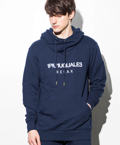 1PIU1UGUALE3 RELAX(ウノピゥウノウグァーレトレ)ビッグシルエット