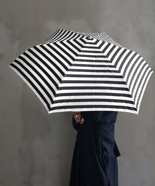 salle de bal（サルデバル）の「∴雨晴兼用 ボーダーかさ / ドットミニ折り畳み傘 竹手 ムジ/ドット 1311/1312（折りたたみ傘・レディース・ネイビー/レッド/ホワイト系その他/ホワイト系その他3/ブラック/ホワイト系その他2/オフホワイト/ピンク/ピンク系その他・FREE）」の14枚目の写真