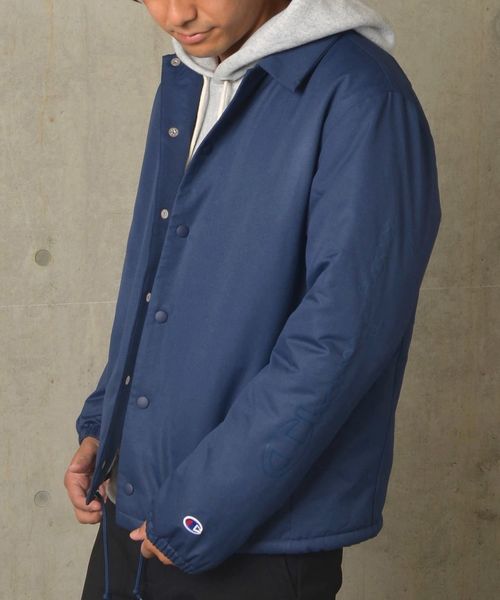 Champion（チャンピオン）の「Champion×SHIPS JET BLUE: 別注 スリーブロゴプリント コーチジャケット◇（ブルゾン・メンズ・ブラック/ブラウン/ネイビー・SMALL/MEDIUM/LARGE）」の6枚目の写真