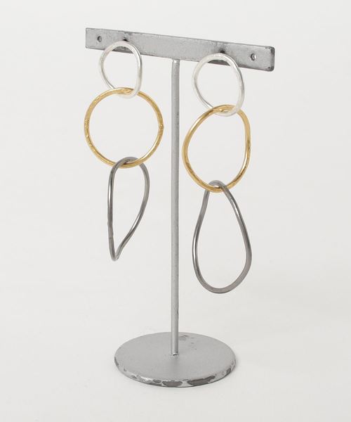 TONE SELECT GOODS(トーンセレクトグッズ)の「925 SILVER ACC/3サークルズピアスSV925(OG)(ピアス(両耳用)・レディース・シルバー/ゴールド・FREE)」の5枚目の写真