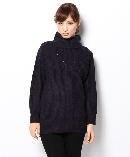 ROSE BUD（ローズバッド）の「【カタログ掲載】LK-132109 TURTLE/N L/S TUNIC（ニット/セーター・レディース・アイボリー/キャメル/ネイビー・ONE SIZE）」の4枚目の写真