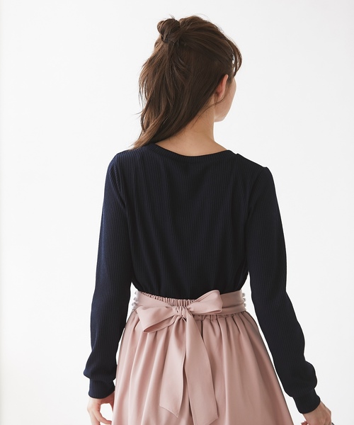 tocco closet（トッコ　クローゼット）の「フラワープリント切替パール釦リブカーディガン（カーディガン/ボレロ・レディース・ネイビー/オフホワイト・M）」の8枚目の写真