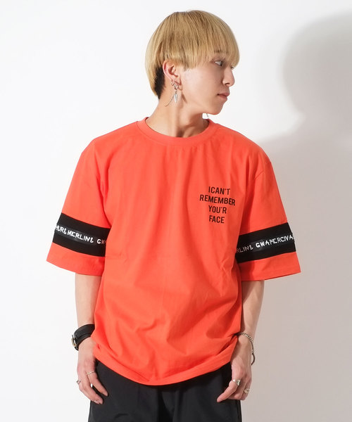 ATTI(アッティ)の「袖テープ叩き付け半袖Tシャツ/カットソー(Tシャツ/カットソー・メンズ・ブラック/オレンジ/ホワイト・FREE)」の9枚目の写真