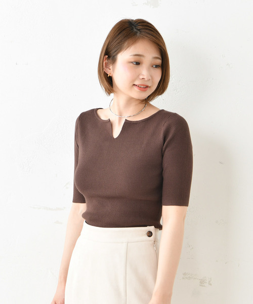 DouDou(ドゥドゥ)の「5分袖2WAYプルオーバー(ニット/セーター・レディース・オフホワイト/ブラック/ダークブラウン/グレイッシュベージュ・FREE)」の14枚目の写真