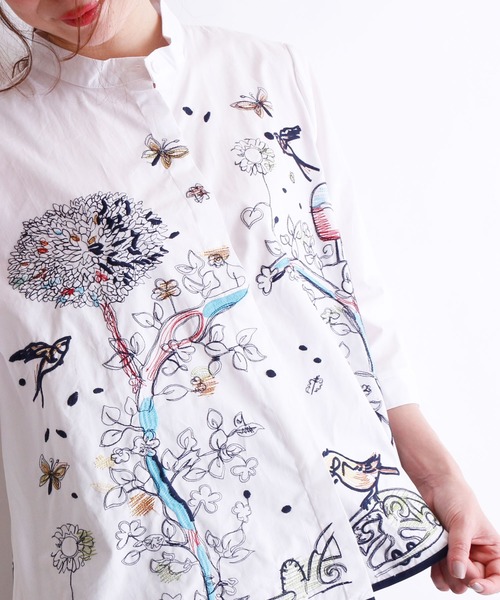 自然モチーフのカラフルイラスト刺繍の七分袖ブラウス シャツ ブラウス Sawa A La Mode サワアラモード のファッション通販 Zozotown