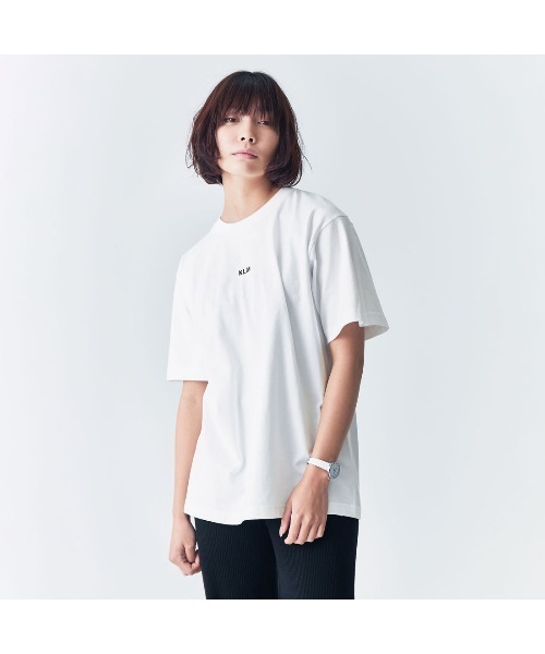 KLON(クローン)の「KLON STYLE OFF Tshirts LOGO WHITE(Tシャツ/カットソー・レディース・ホワイト・S/M/L/XL)」の1枚目の写真