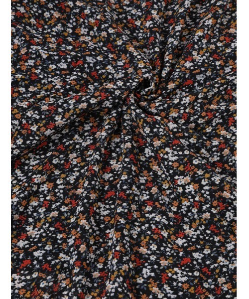 fifth（フィフス）の「小花柄Vネックロングワンピース（ワンピース・レディース・ブラック・MEDIUM）」の9枚目の写真