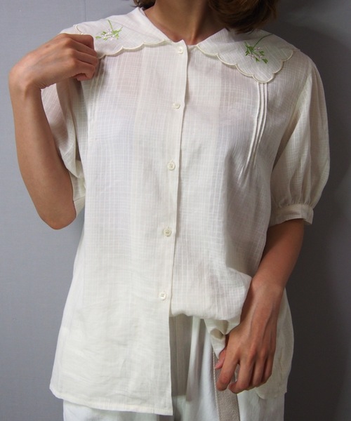 sakishimatokyo（サキシマトーキョー）の「【ZOZO限定】サキシマamp「エリニオハナシシュウノブラウス」（シャツ/ブラウス・レディース・ベージュ・FREE）」の4枚目の写真