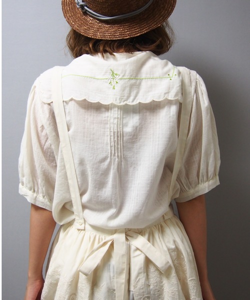 sakishimatokyo（サキシマトーキョー）の「【ZOZO限定】サキシマamp「エリニオハナシシュウノブラウス」（シャツ/ブラウス・レディース・ベージュ・FREE）」の5枚目の写真