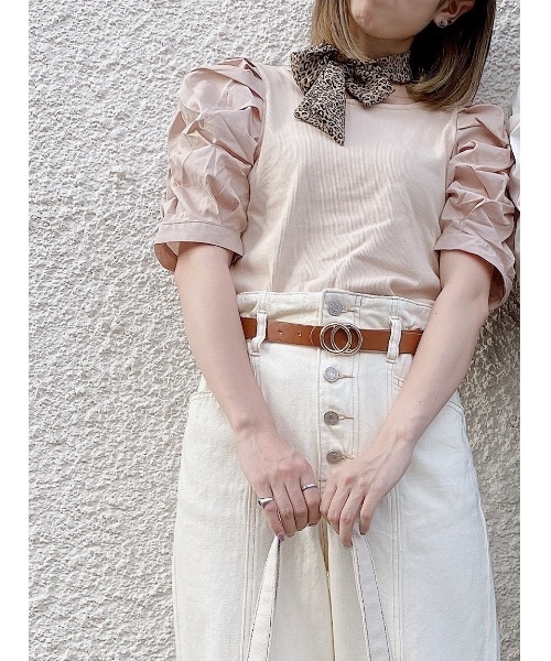 one way（ワンウェイ）の「ボリュームギャザー袖トップス（Tシャツ/カットソー・レディース・ホワイト/ブラック/ベージュ/ブラウン/ブラック系その他/ライトブルー・FREE）」の5枚目の写真