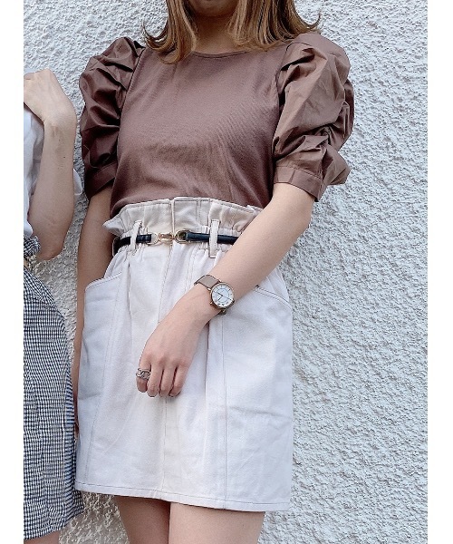 one way（ワンウェイ）の「ボリュームギャザー袖トップス（Tシャツ/カットソー・レディース・ホワイト/ブラック/ベージュ/ブラウン/ブラック系その他/ライトブルー・FREE）」の4枚目の写真