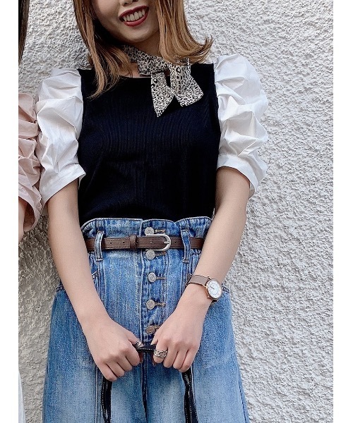 one way（ワンウェイ）の「ボリュームギャザー袖トップス（Tシャツ/カットソー・レディース・ホワイト/ブラック/ベージュ/ブラウン/ブラック系その他/ライトブルー・FREE）」の2枚目の写真