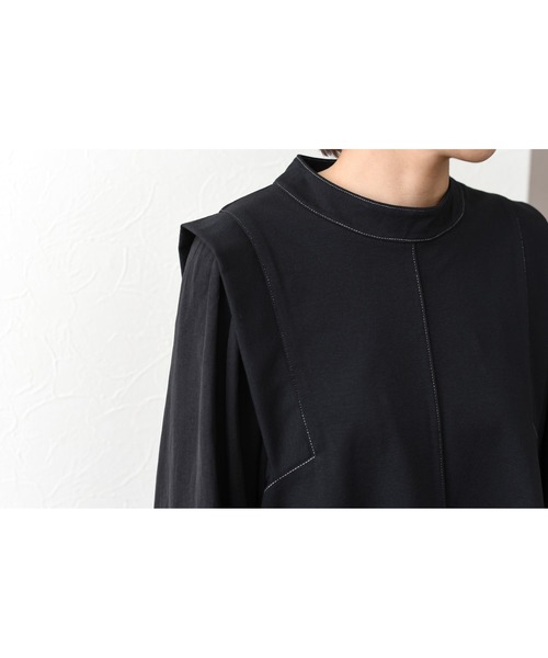Eimee Law（エイミーロウ）の「モックネックギャザースリーブTOPS（シャツ/ブラウス・レディース・ブラック/アイボリー・38）」の11枚目の写真