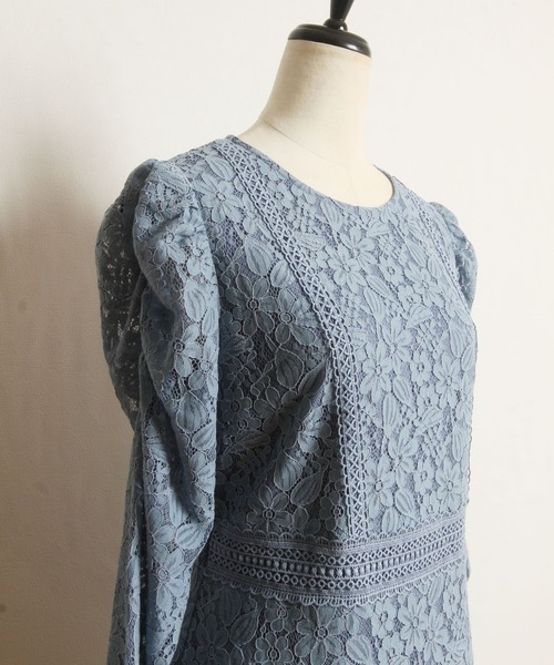 tocco closet(トッコ クローゼット)の「総レースパワショルワンピース(ワンピース・レディース・ブラウン/グレイッシュブルー・M)」の13枚目の写真