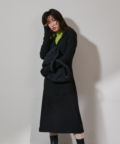 ECRIRE（エクリール）の「シースルーカットソー（Tシャツ/カットソー・レディース・ブラック/ブラウン/オフホワイト/グリーン/グレー/ベージュ/ブルー/ダークブラウン/ダークグレー/ピンク・フリー）」の19枚目の写真