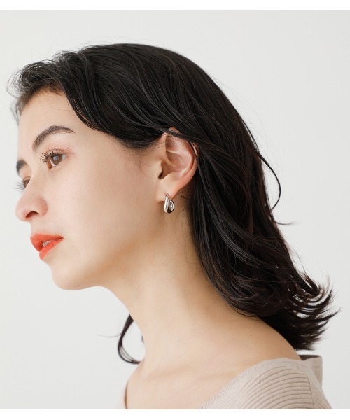 AZUL by moussy（アズールバイマウジー）の「HORN METAL MINI EARRINGS／ホーンメタルミニイヤリング（ピアス（両耳用）・レディース・シルバー/ゴールド系その他・FREE）」の16枚目の写真