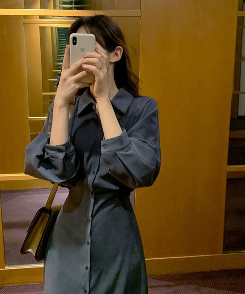 Girly Doll（ガーリードール）の「ウエストリボンフレアシャツワンピース（ワンピース・レディース・ブラック/ベージュ/ネイビー/グレー/ピンクベージュ・M/L）」の18枚目の写真